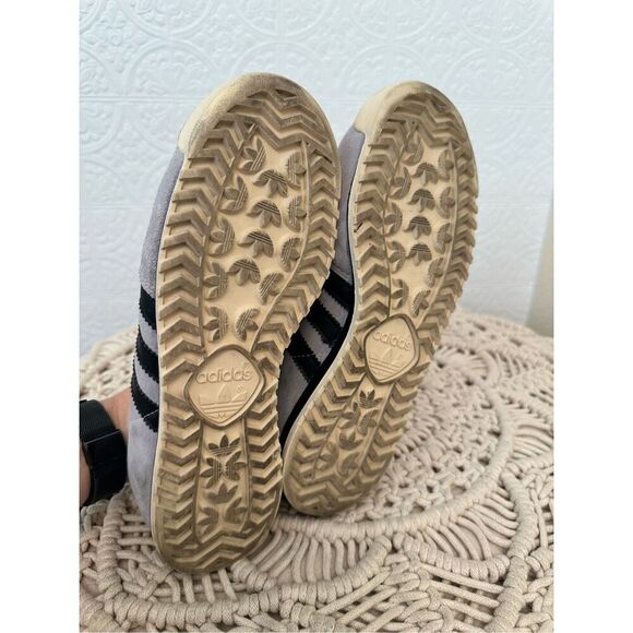 Adidas Gray Suede and Black Classic Stripe GUAM Edition Sneakers Size 6 - Picture 6 of 7